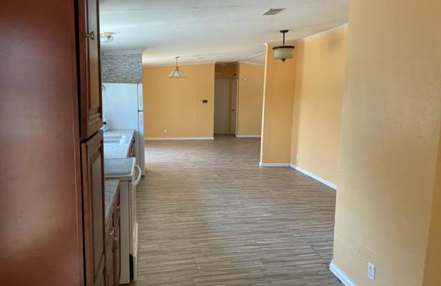 14095 Bradley Road Gallery 3
