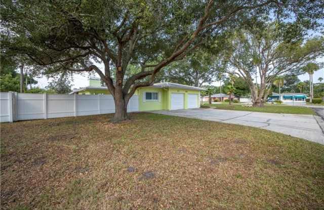 1723 INDIAN ROCKS ROAD Gallery 4