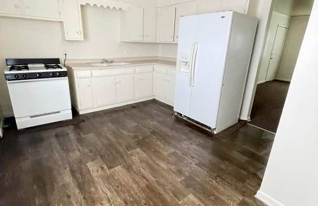 8918 West Carmen Avenue - 1 photos photos