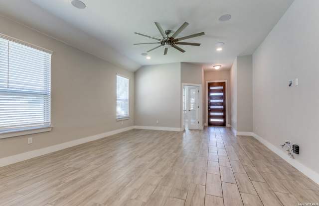 14419 RIFLEMAN RD Gallery 3