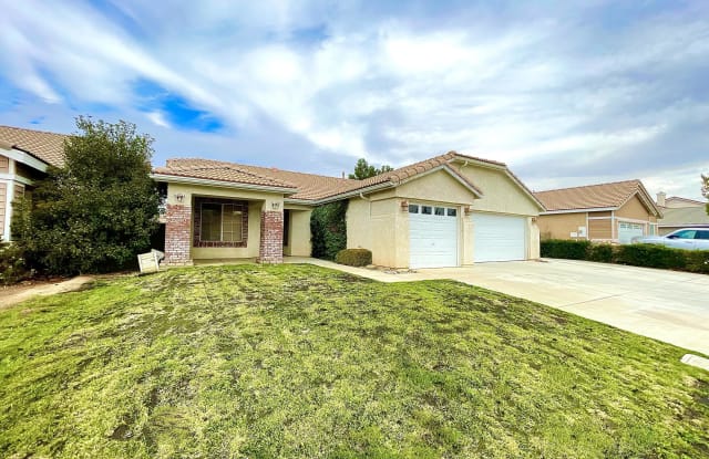 3413 Tamarisk Drive - 3413 Tamarisk Drive, Palmdale, CA 93551
