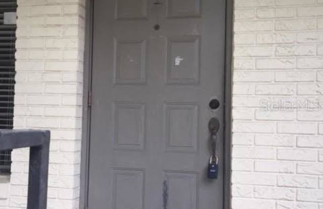 5934 VILLAGE CIRCLE Gallery 2