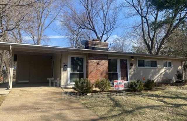 865 Robinwood Drive photos photos