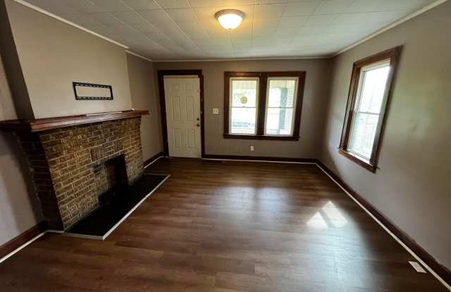 627 S Burgess Avenue photos photos