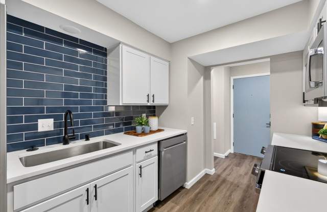 Renovated 2BR/2BA Condo in Middleton Gallery 4