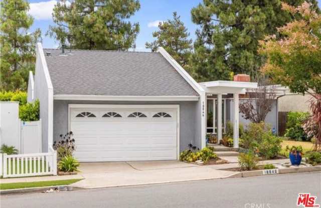 18846 Saginaw Dr Gallery 1
