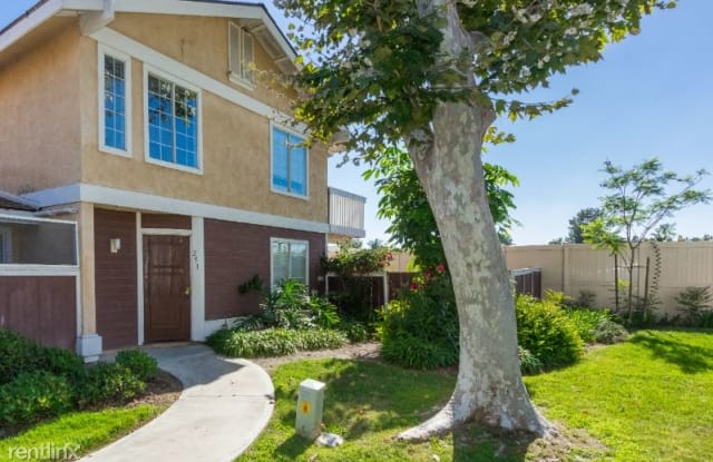 251 Riverview Way - 251 Riverview Way, Oceanside, CA 92057