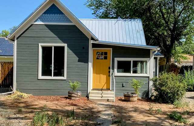 Downtown Cottage newly remodeled 2 Bed and 1 bath photos photos
