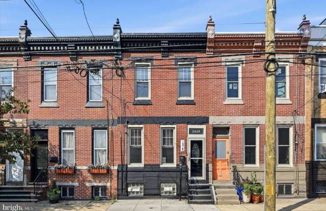 2428 E HUNTINGDON Street Gallery 1