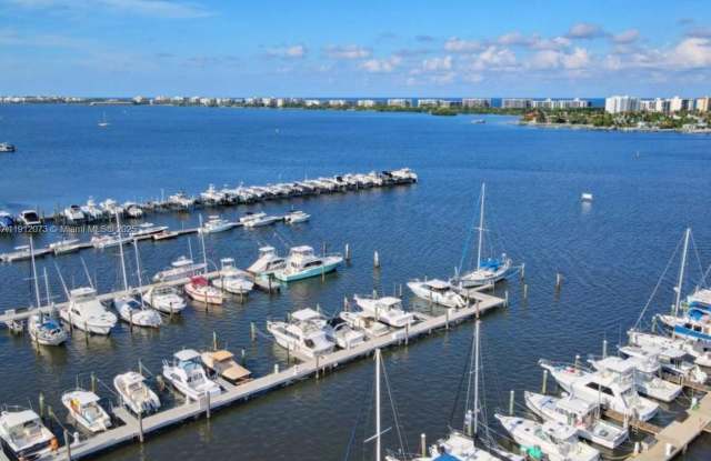 236 Moorings Dr Gallery 4