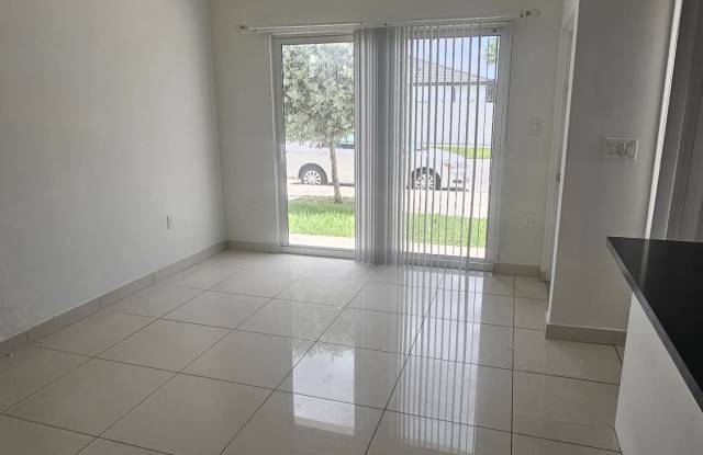 25871 Sw 139th Path photos photos