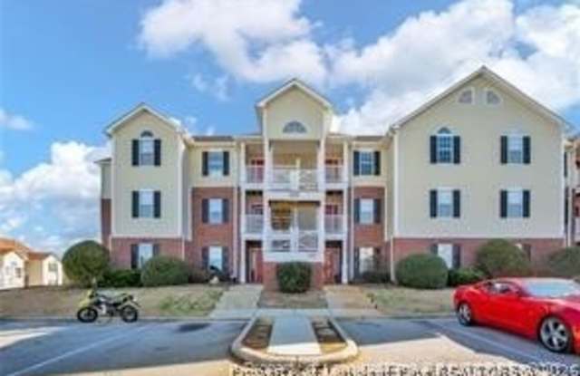 382 Bubble Creek Court Gallery 1