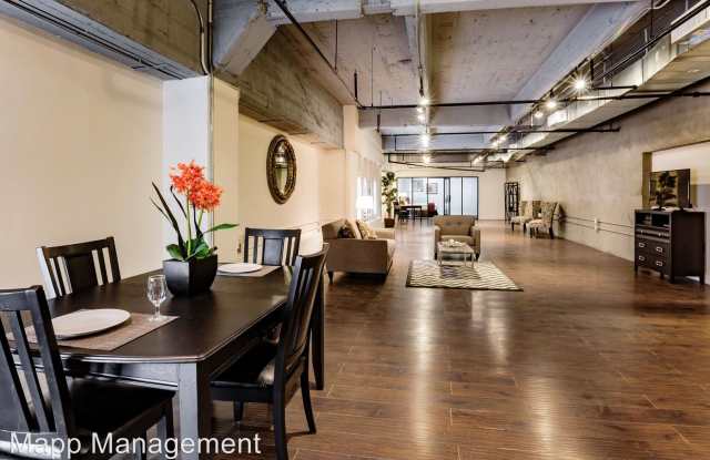 121 E 6th Street Gallery 2