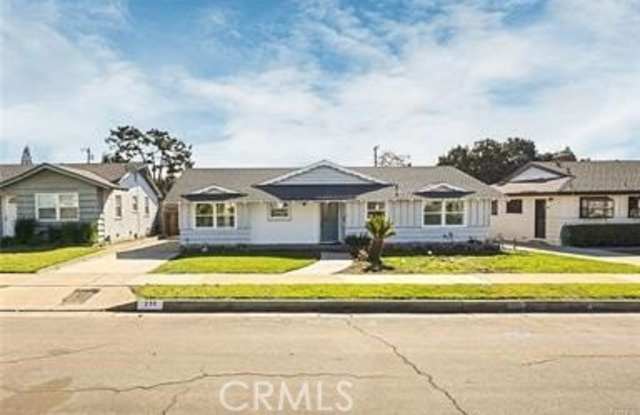 200 E Greenwood Avenue photos photos