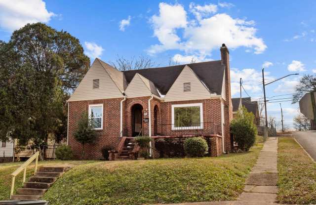 Luxuriously Renovated 3 Bedroom 1 Bath Home Available Now! photos photos