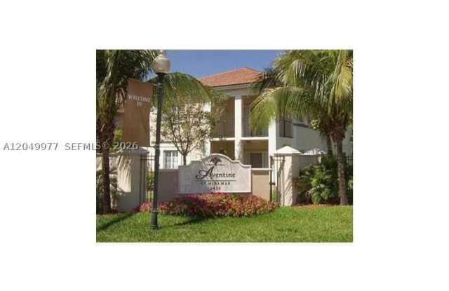 2544 Centergate Dr Gallery 1