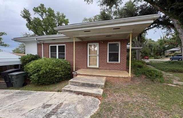 334 E Palmer Street - 334 East Palmer Avenue, Tallahassee, FL 32301