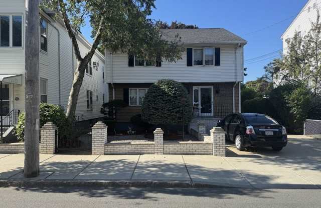 149 Nichols unit: 1 photos photos