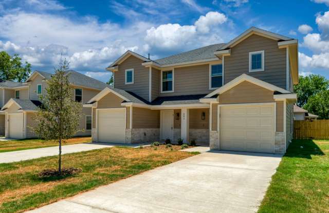 COMING SOON! 3 BEDROOM DUPLEX LOCATED IN WHITERIGHT, TEXAS! photos photos