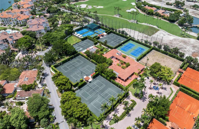 19143 Fisher Island Dr Gallery 4