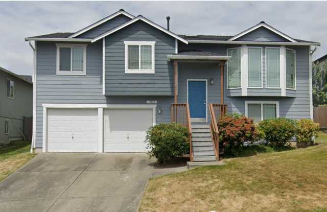 Spacious 3BD 2BA photos photos