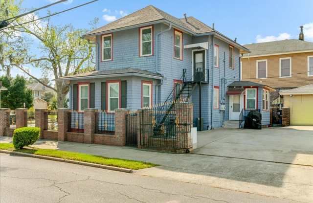 Cozy 1-Bedroom Apartment in Midtown – $1,300/month photos photos