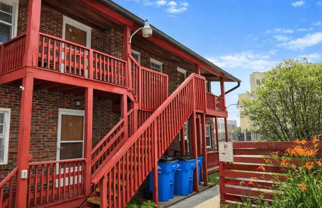 223 E Washington Ave photos photos