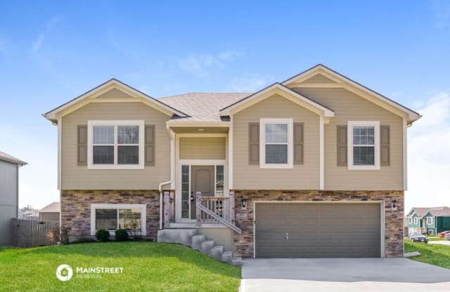 501 Fall Meadow Lane - 501 Fall Meadow Ln, Belton, MO 64012