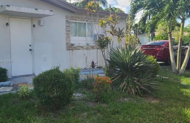 4795 NW 42nd St photos photos
