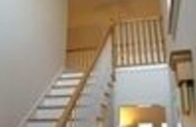 17 Baldwin Dr Gallery 3