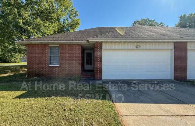 3110 W Morningside - 3110 West Morningside Street, Springfield, MO 65807