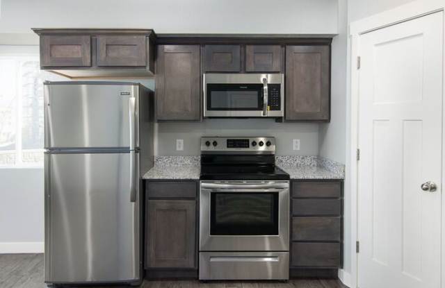 8175 N O'Connell L Gallery 4
