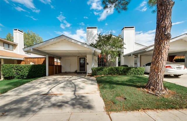 2647 Via Valencia - 2647 Via Valencia, Carrollton, TX 75006