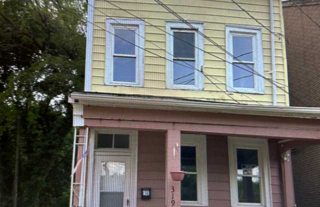 Large Victorian Style House photos photos