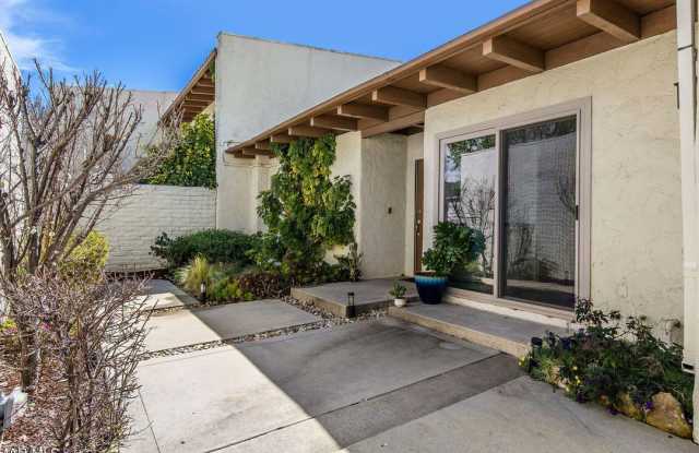 574 Knollview Lane Gallery 3