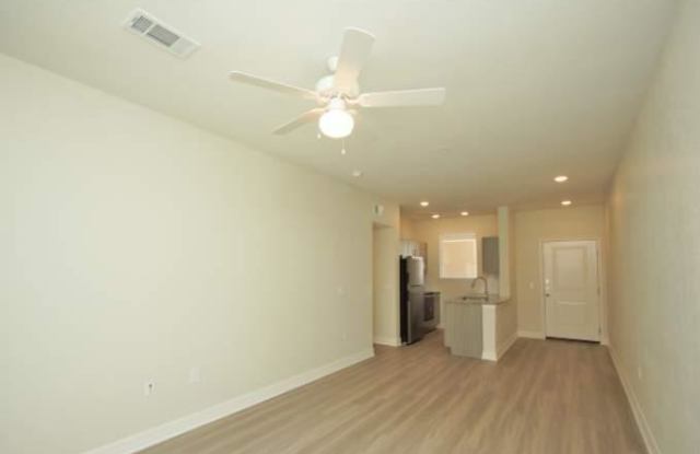 1233 W Whitestone Blvd Gallery 2