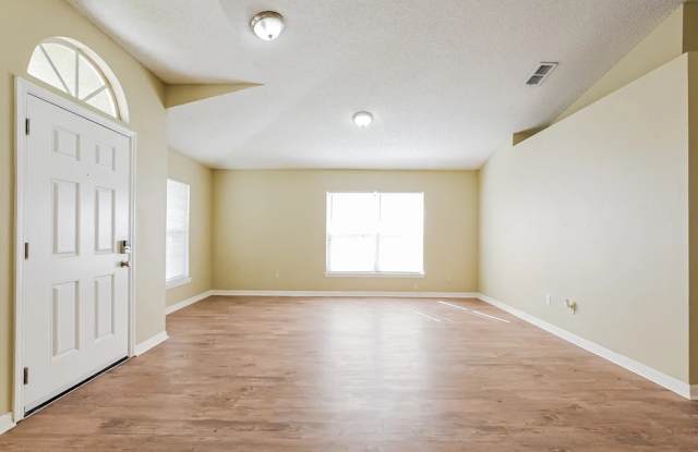 7641 Pine Nest Ct Gallery 3