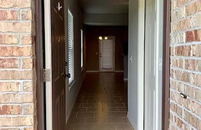 1908 Azlin Pl Gallery 2