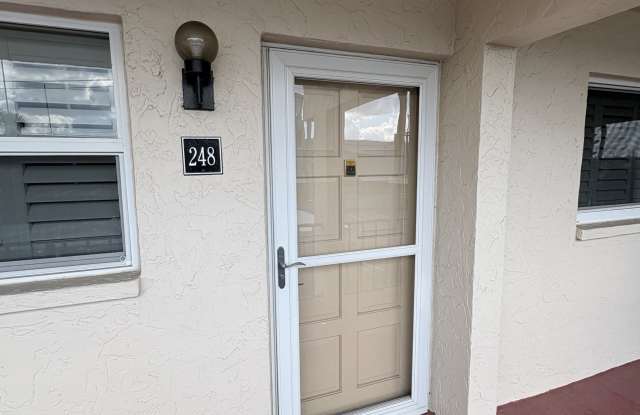 210 Santa Maria St. #G248 Gallery 3
