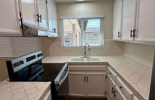 STUNNING Remodeled 2 Bed 1 Bath Ground Floor Unit with Indoor W/D Hookups photos photos