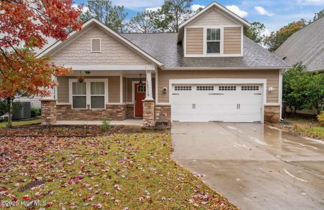 367 Kerr Lake Road - 367 Kerr Lake Road, Aberdeen, NC 28315