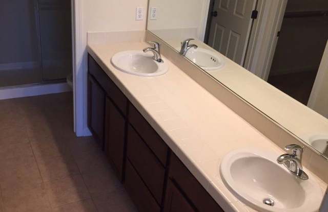 421 Anchor Lane #201** Gallery 4