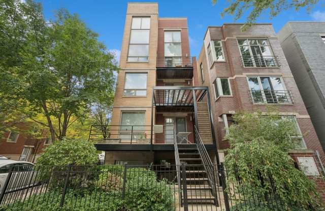 885 N Hermitage Avenue photos photos