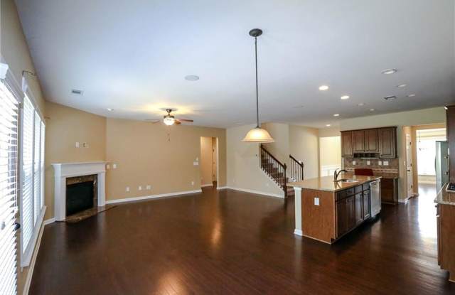 2270 NORTHMONT Parkway Gallery 4