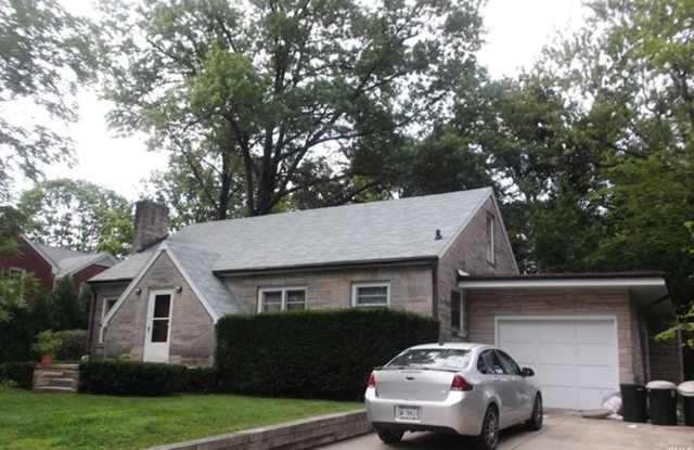 1210 E Universtiy Street photos photos