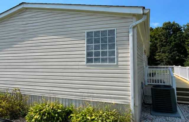 17 Meadowview Drive (POH) Gallery 3