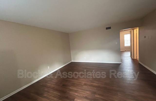 3824-C Country Club Road Gallery 3