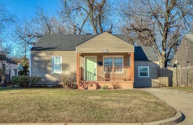 1229 N Meta Street photos photos