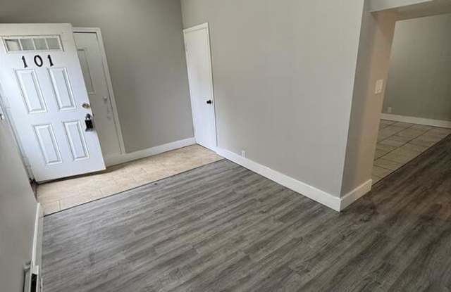 3512 Dodge Street #101 - 3512 Dodge Street, Omaha, NE 68131