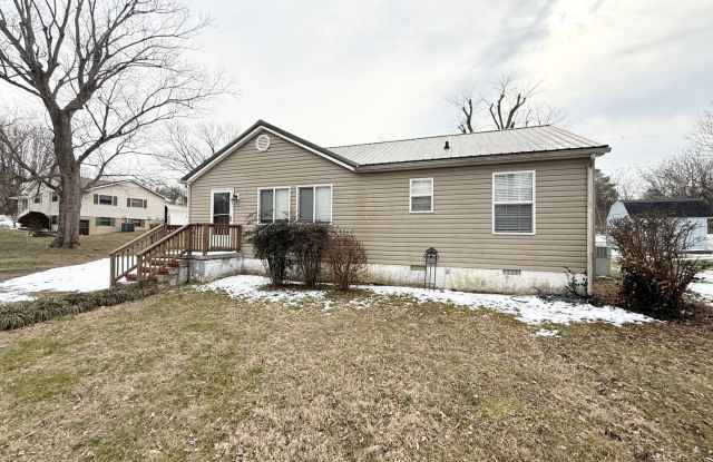 603 Gideon St Athens TN 37303 photos photos